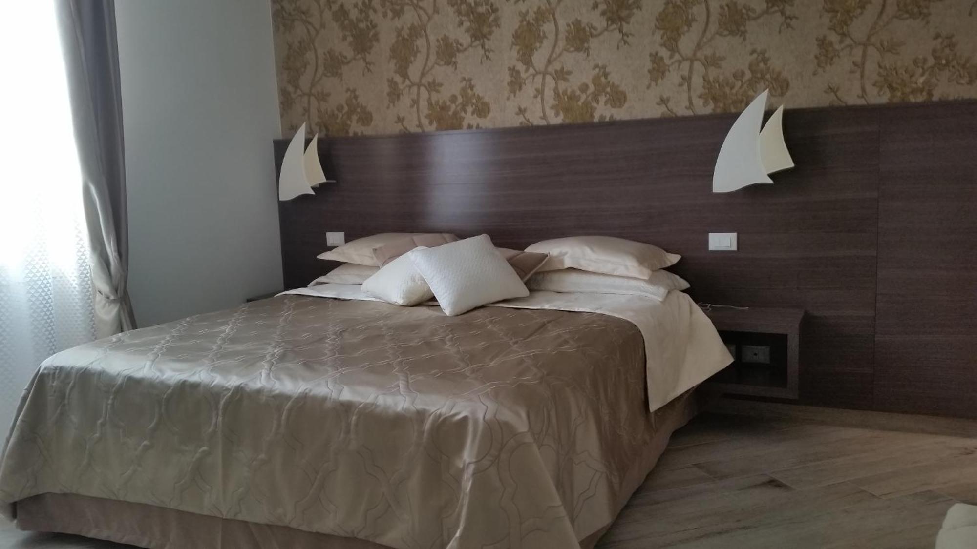 Hotel Splendid Diano Marina Exterior foto
