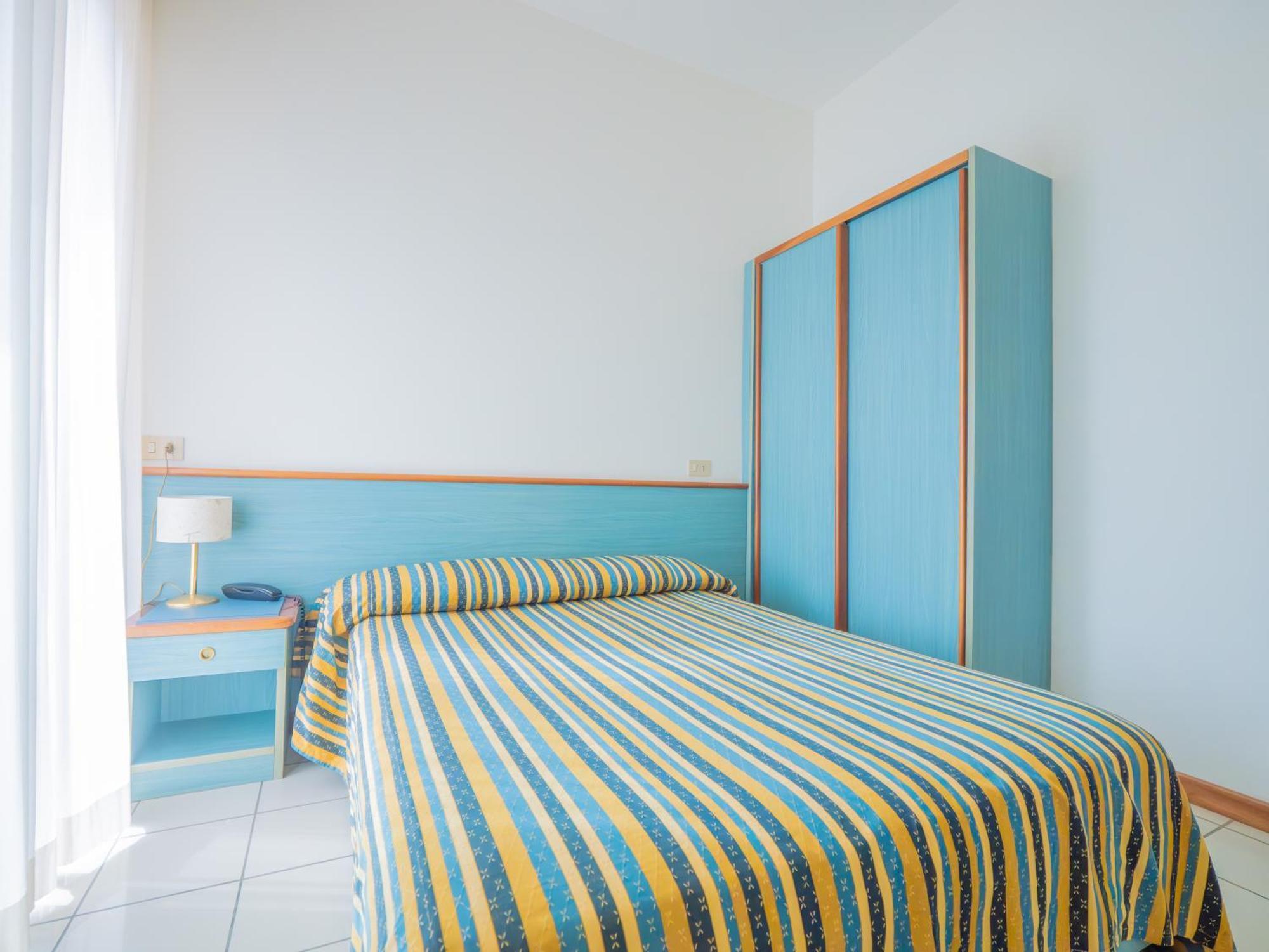 Hotel Splendid Diano Marina Exterior foto