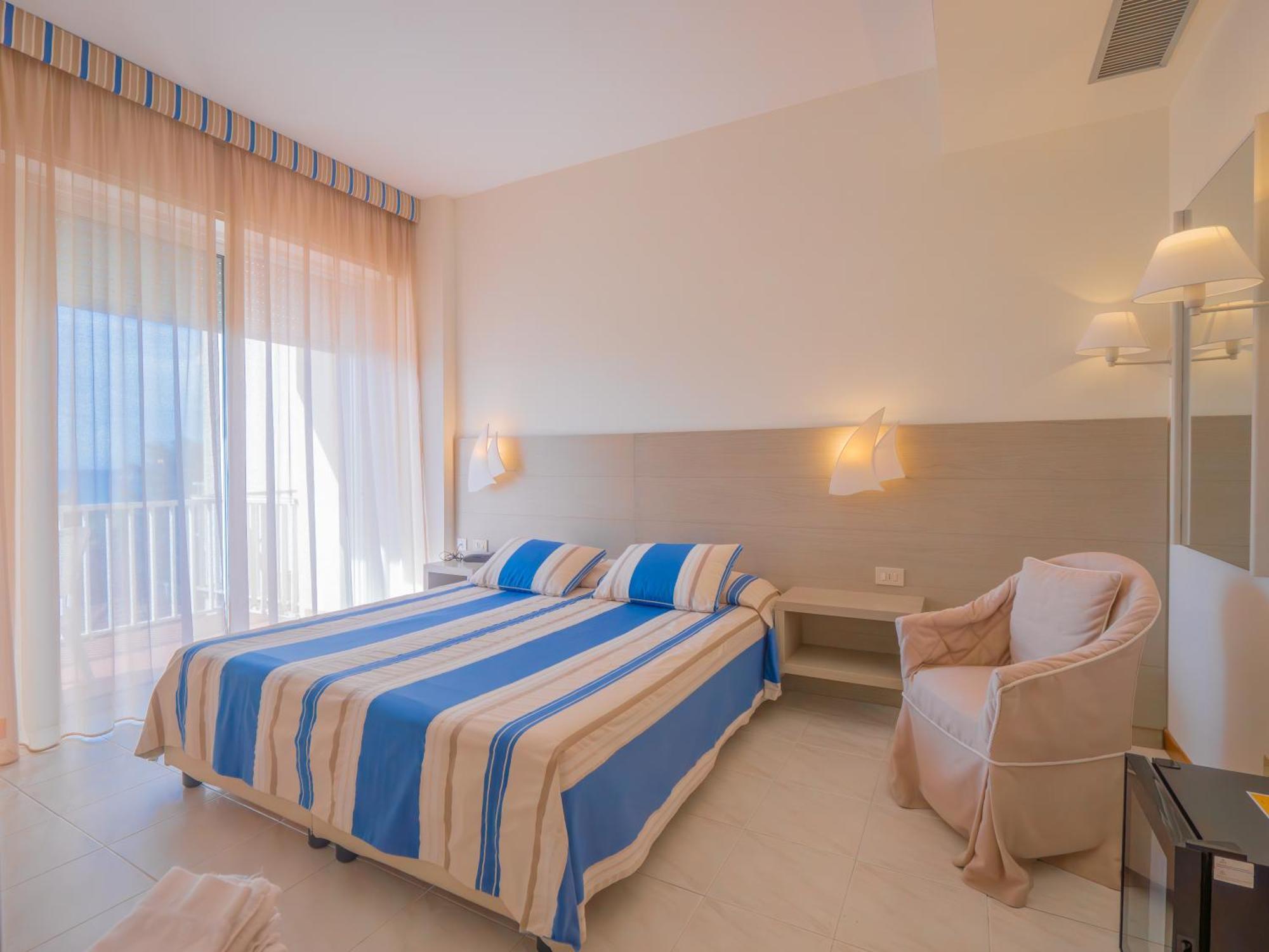 Hotel Splendid Diano Marina Exterior foto