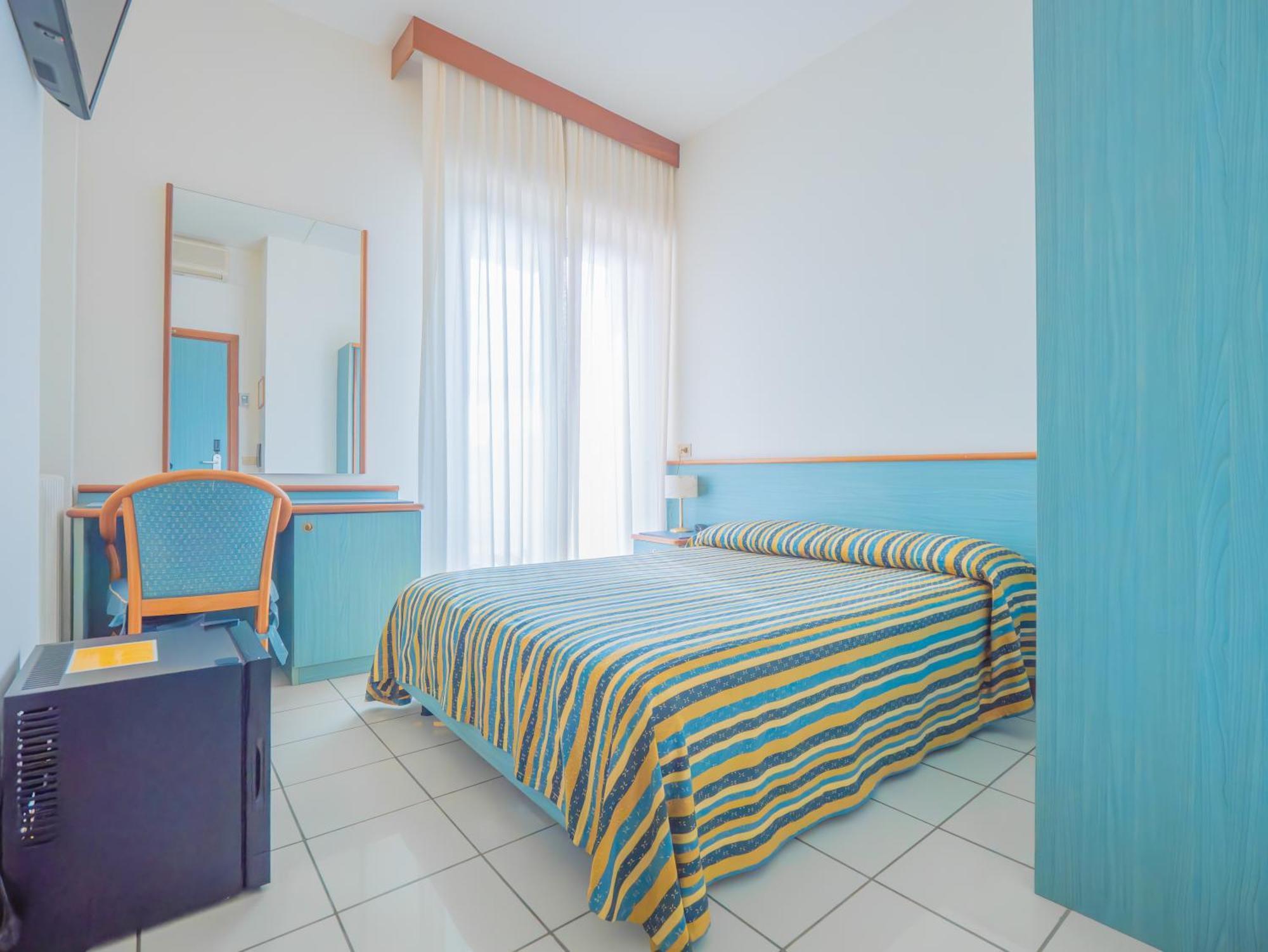 Hotel Splendid Diano Marina Exterior foto