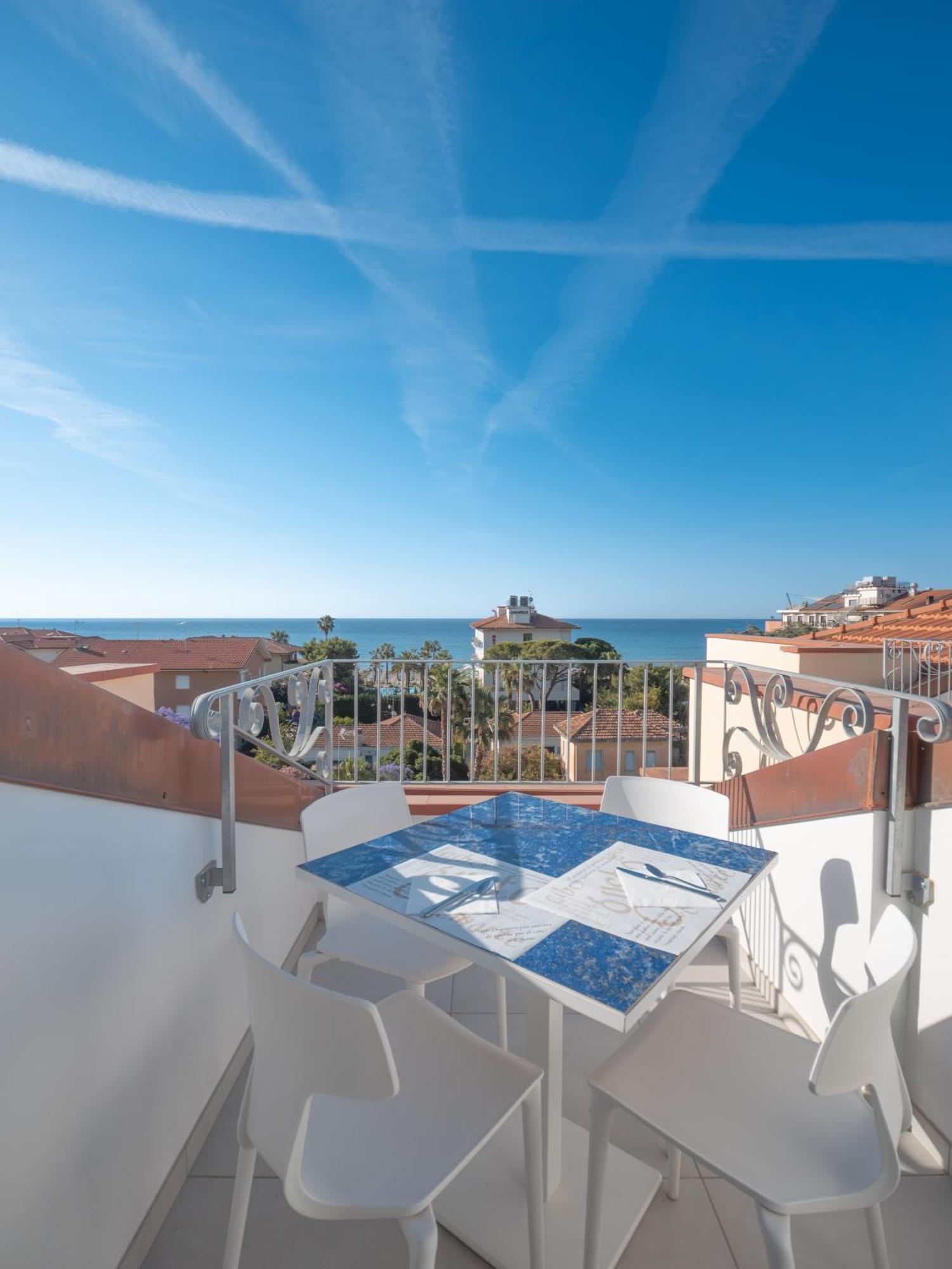 Hotel Splendid Diano Marina Exterior foto